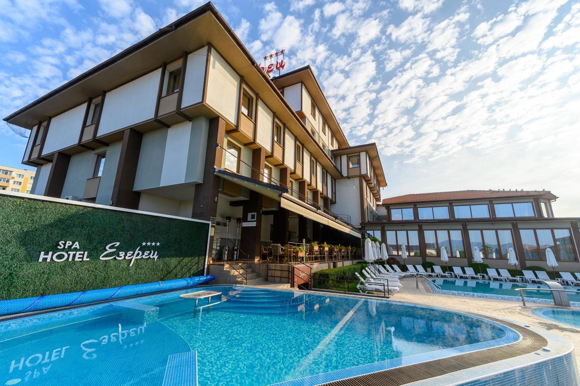 Spa Hotel Ezeretz Yukarı Cuma Dış mekan fotoğraf